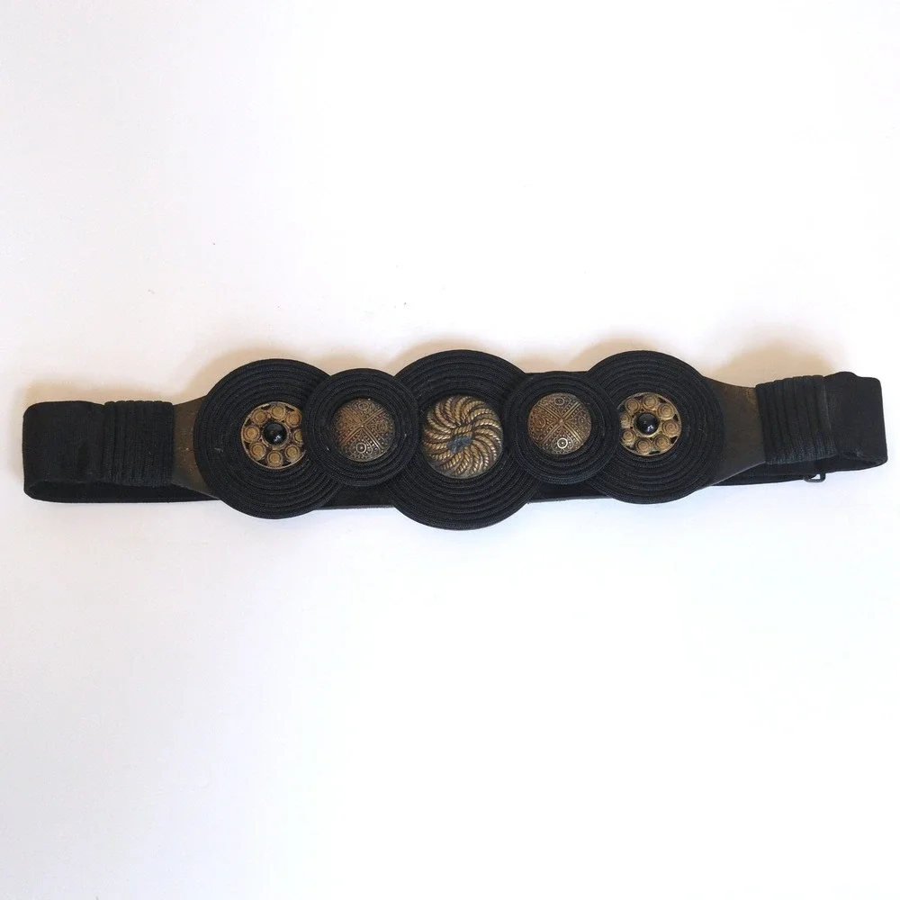 Vtg Carolyn Tanner Designs Belt Black Gold Medallion Statement 33in